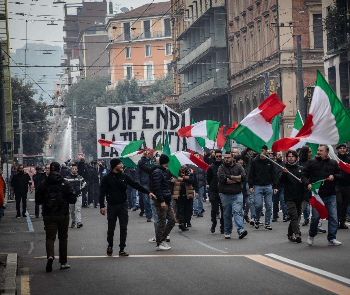 La galassia nera. Tante sigle, pochi militanti. Ora c’è la Rete dei Patrioti