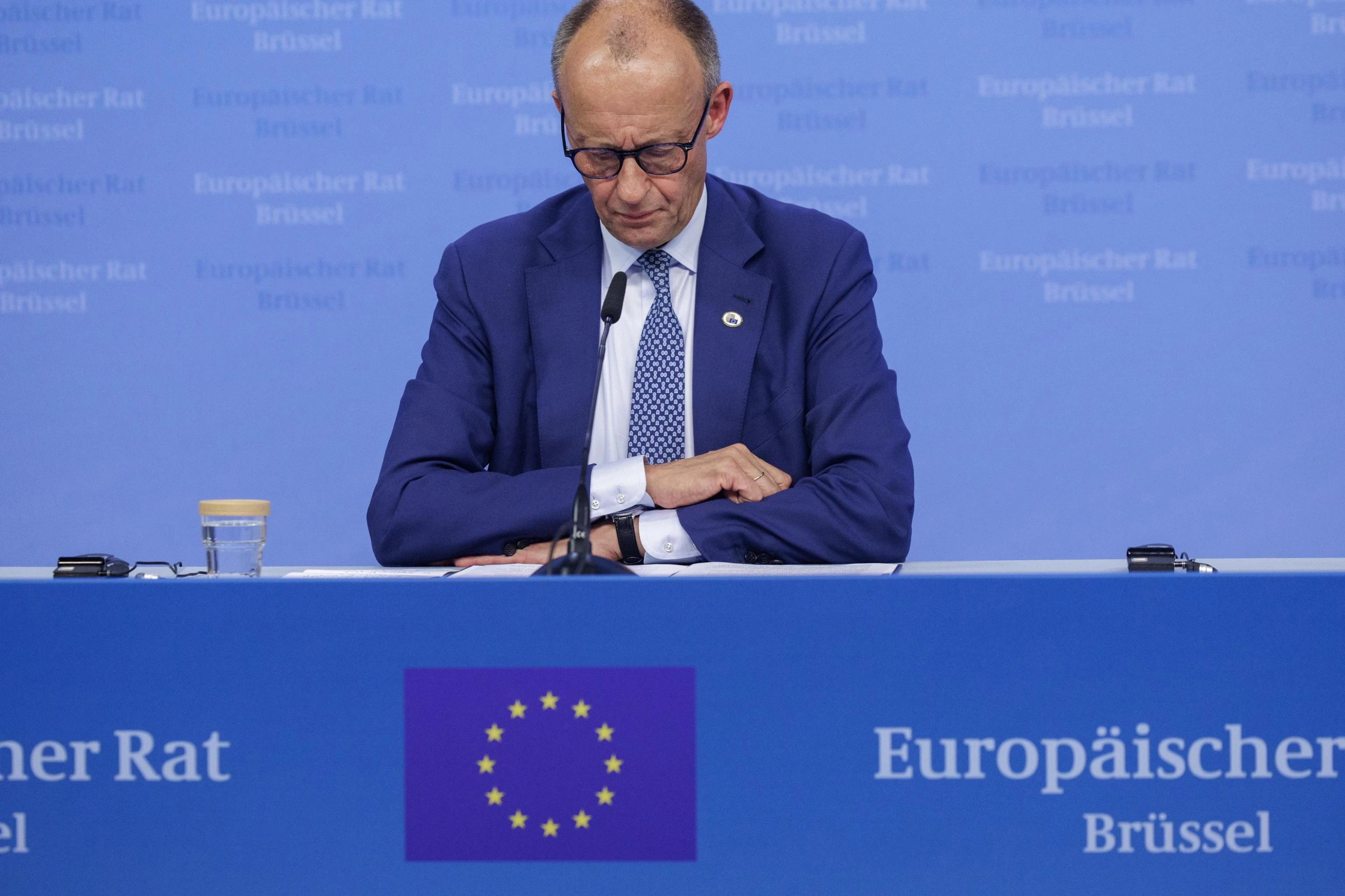 Un Friedrich Merz moderato punta tutto sull’atmosfera al suo primo Consiglio europeo da cancelliere