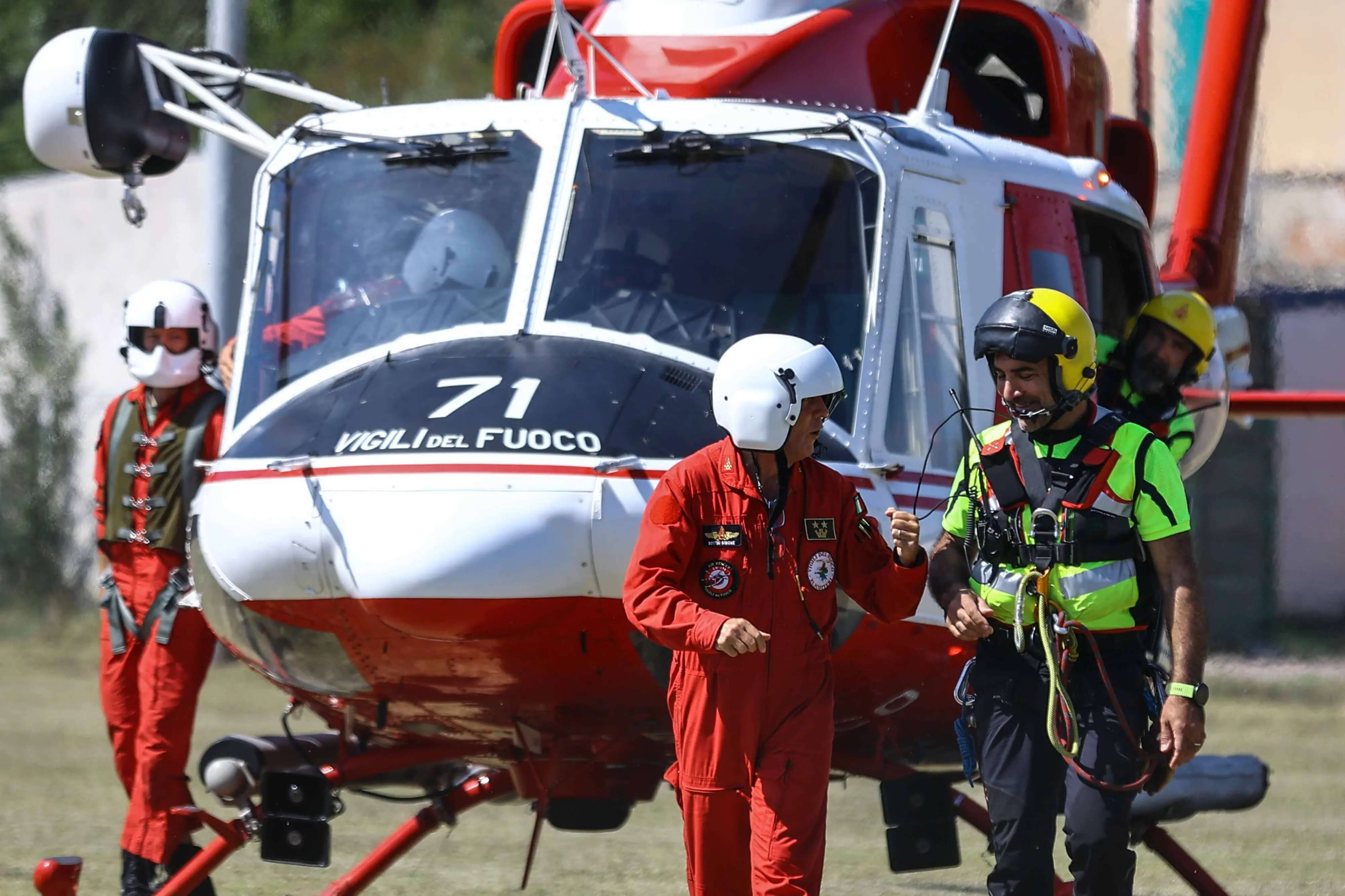 Lavagna, motoscafo esplode nel porto turistico. Gravi ustioni per un deportista