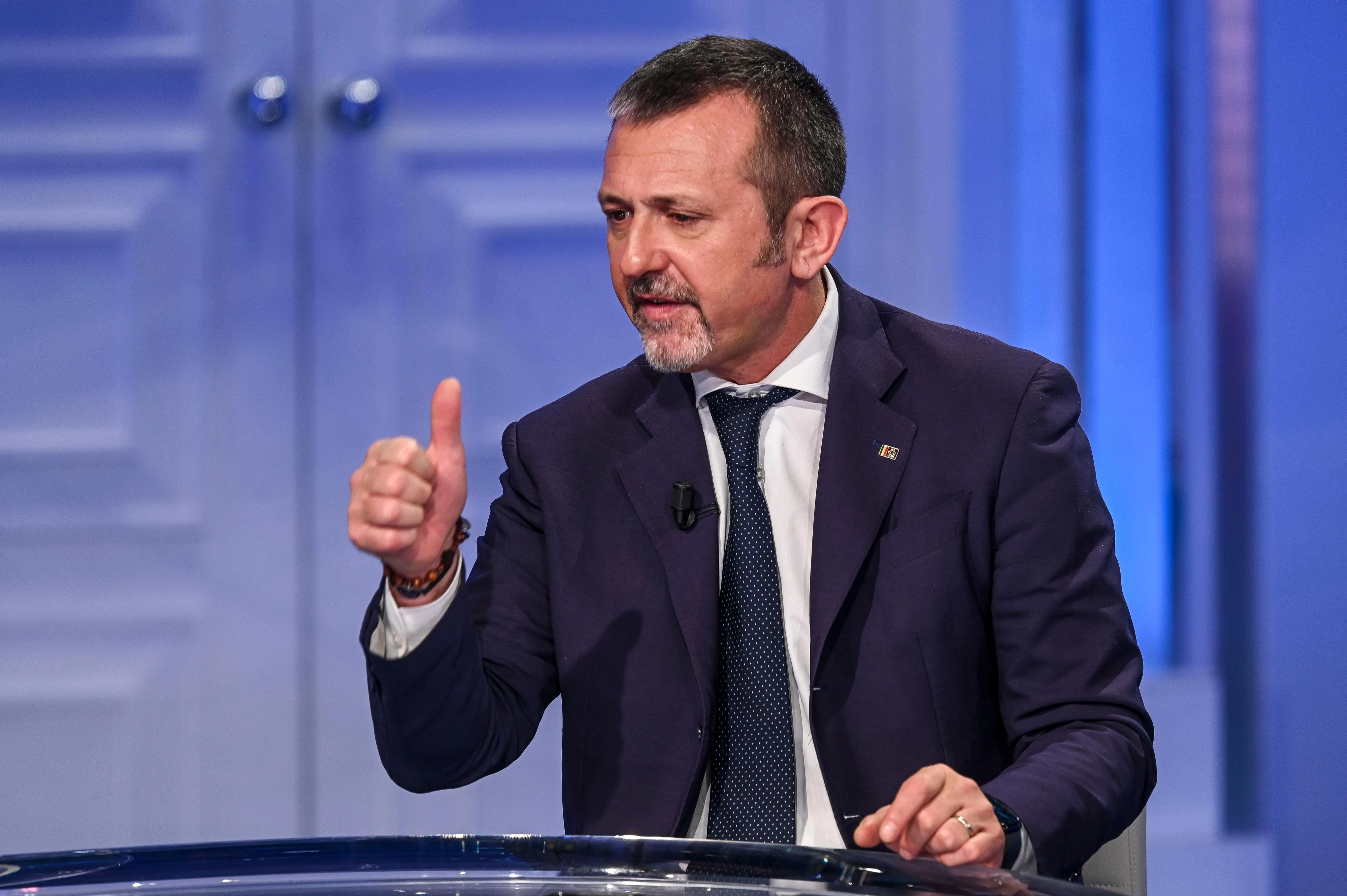 Carceri, fucili antidroni per intercettare la droga. Delmastro: “Squadre di intervento rapido per gli eventi critici”