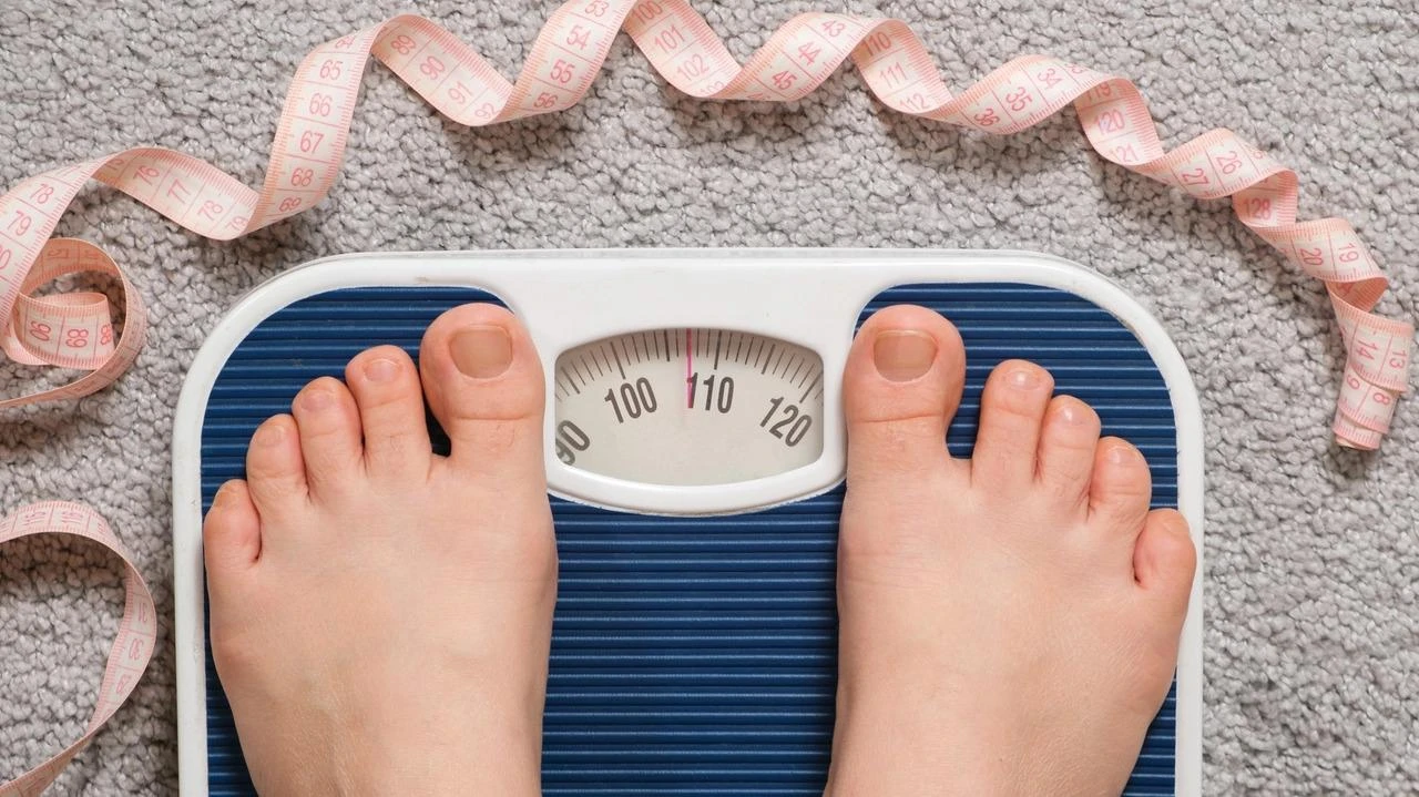 Obesità nei bambini: Lea, sport e social. La Commissione per l’infanzia indica la strada