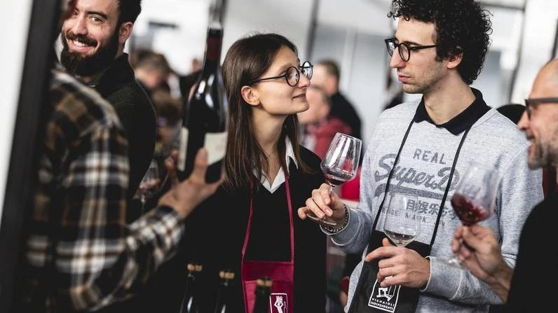 Etichette d’autore. Bologna protagonista del bere di qualità
