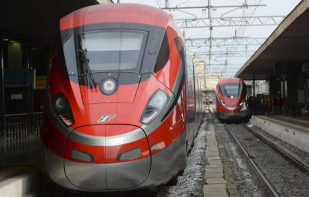 Ritardo treni oggi sulla linea Bologna Ancona per guasto: disagi e traffico in tilt