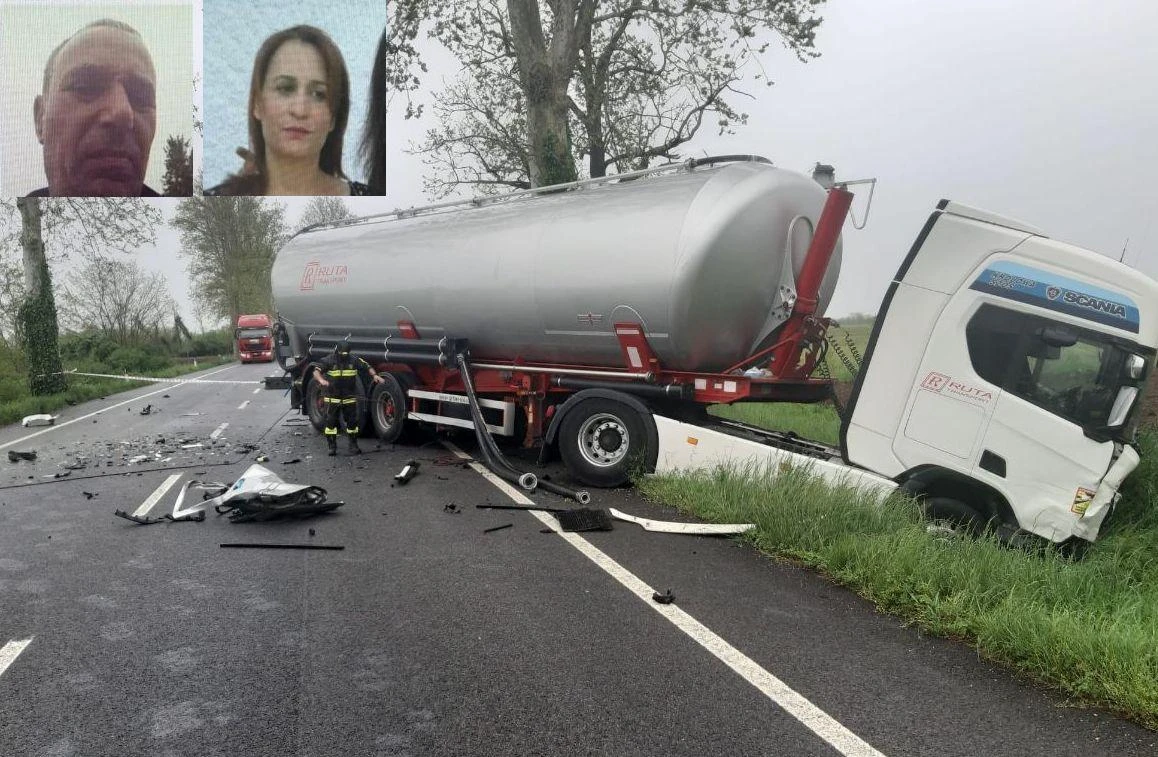 Udine, donna di 46 anni uccisa in casa. I sospetti sul marito, che poco dopo muore schiantandosi in auto