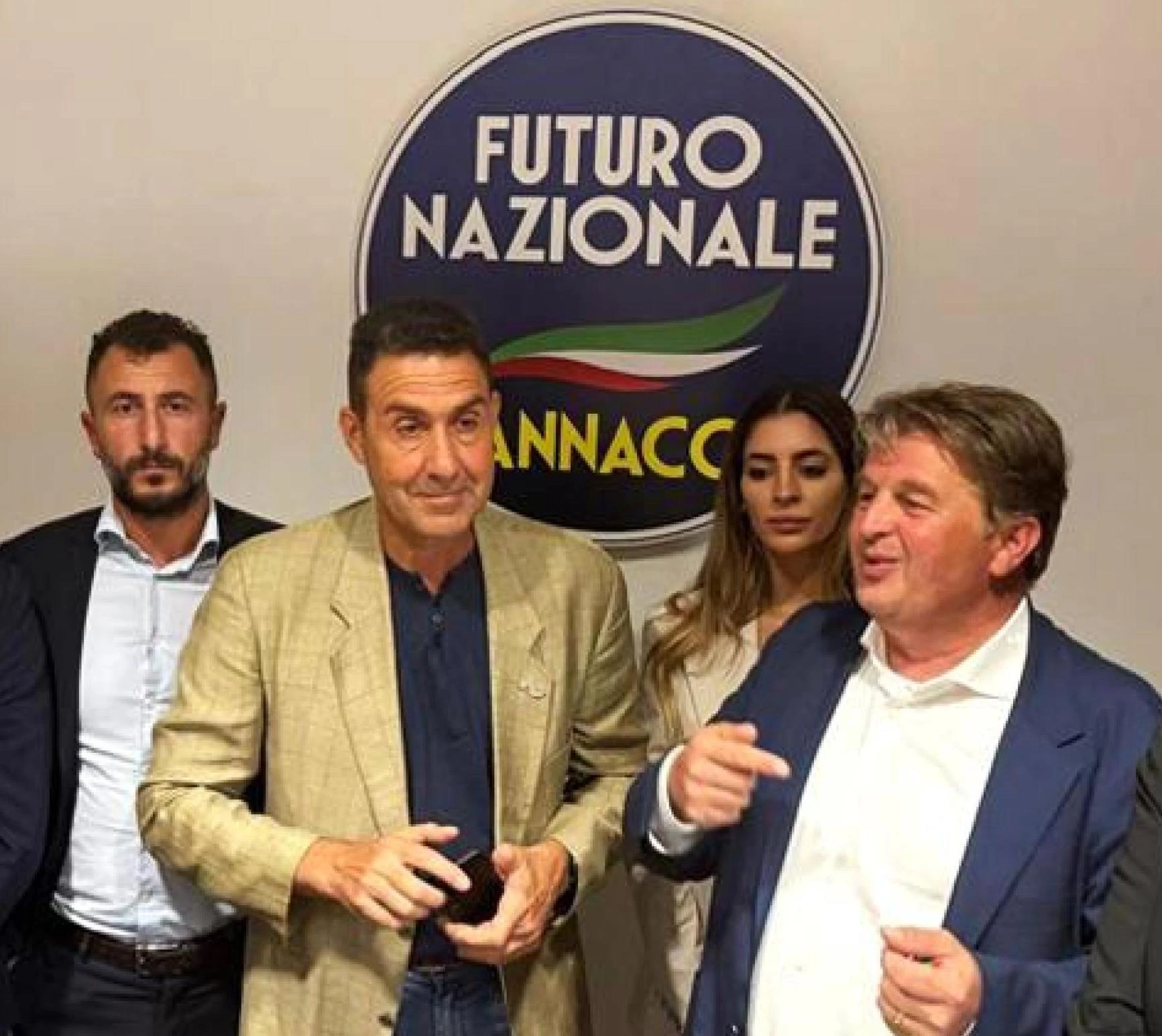 Vannacci a ruota libera agita il centrodestra. E a Vigevano supera la lista della Lega