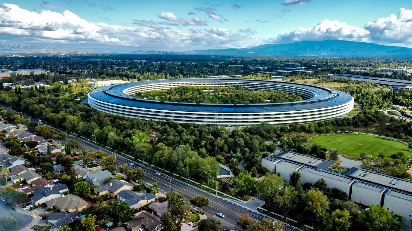 Apple, spunta un misterioso sottodominio GenAI. Al WWDC 2026 presenterà la nuova versione di Siri?