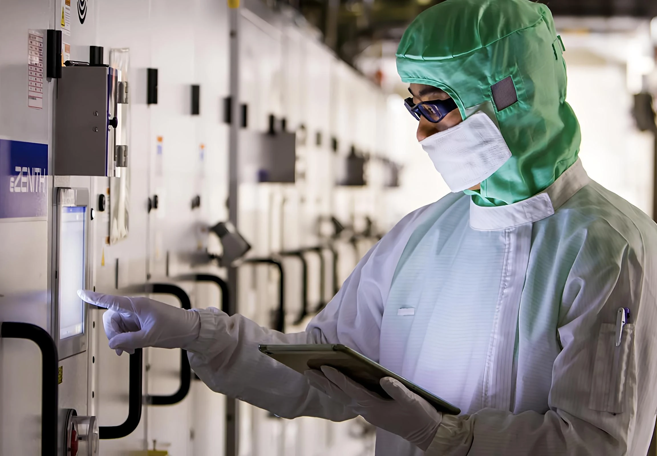 La crisi di semiconduttori e chip dietro la guerra in Iran (e la carenza di elio)