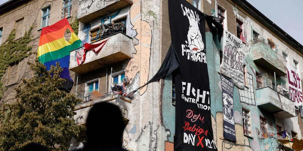 Los okupas de Berlín libran su última batalla