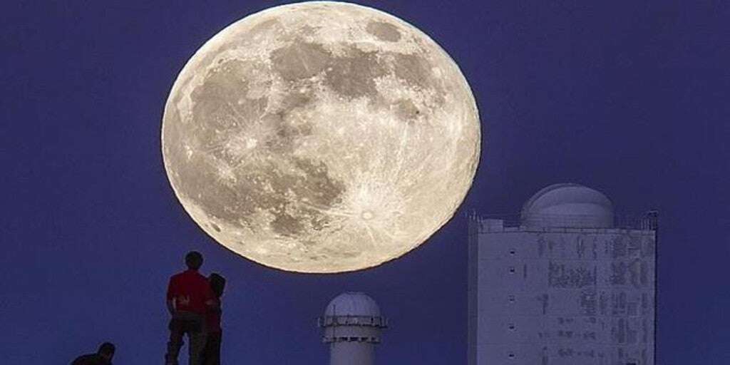 El desatino de la superluna esta noche, ¿la más grande del año?