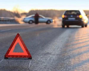 П'яна водійка на Smart влетіла у Land Rover