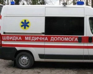 8-річний хлопчик вистрілив у сестру: дівчинка в реанімації