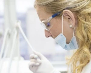 Рекордна кількість смертей і нових хворих: оновлена статистика по коронавірусу в Україні