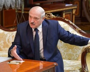 Лукашенка включили в базу 