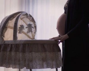 Пояснили, які послуги українки можуть отримати при пологах безкоштовно