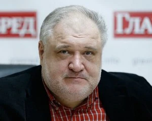 Нерозчищені зливові каналізації коштували Кличку кількох рейтингових пунктів - експерт