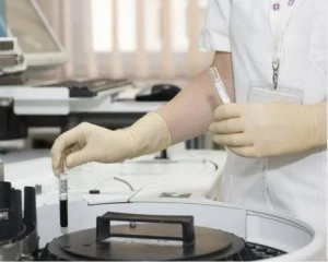 Коронавірус за добу забрав життя 113 українців
