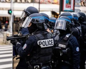 Протести у Франції: поліція затримала понад 160 осіб