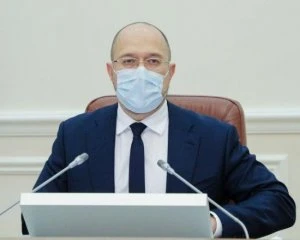 Шмигаль відреагував на інформацію про гроші для онкохворих на дороги