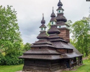В Празі згоріла унікальна дерев'яна церква, яку привезли з України майже 100 років тому