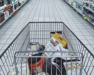 Має значення - якою мовою роблять написи на етикетках у різних країнах