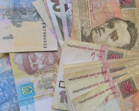 Три деталі, які допоможуть відрізнити фальшиві гроші від справжніх