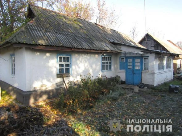 Чоловік забив до смерті матір, бо не пустила його переночувати