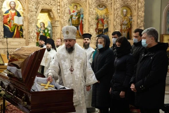 У Києві попрощалися з тещею Порошенка