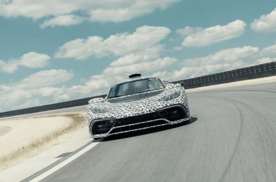 Потужність понад 1000 кінських сил - помітили Mercedes-AMG One