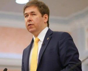 На слідчих у справах Порошенка тиснули 