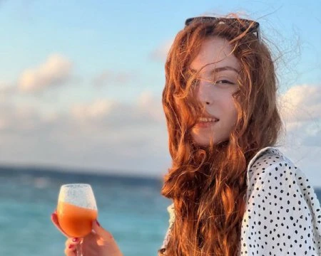 18-річна донька Полякової відновила свій рок-гурт і здивувала новим псевдонімом