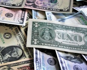 Валюта продовжує дешевшати