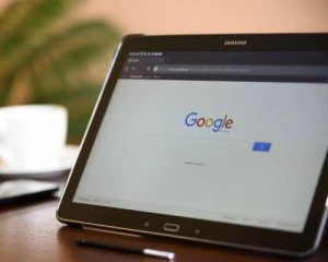 Google хоче дозволити робити покупки через YouТube