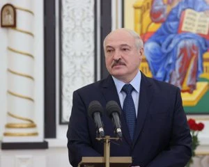 Лукашенко хоче допомогти Макрону у діалозі з мусульманами
