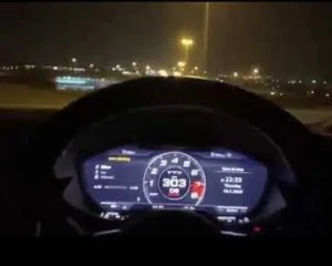Чоловік розігнав авто до 300 км на годину і показав відео з салону