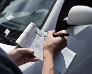Як відрізнити фейкові штрафи за порушення ПДР — поради юриста