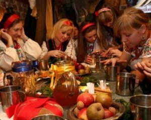 Почалися Трохимівські вечорниці