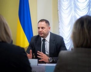Єрмак провів таємну зустріч у Ватикані: обговорювали Донбас