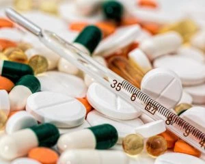 В Україні зміняться правила продажу інсуліну та антибіотиків: що потрібно знати