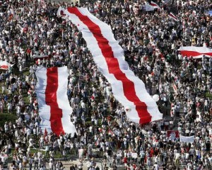 У Мінську почався суботній жіночий марш