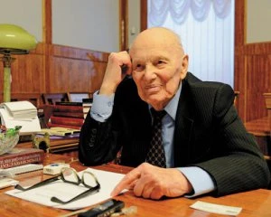 Патон вгробив науку, Кремль копає собі яму і поради для довголіття: 5 блогів тижня