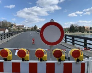 Україна закриває кордони для іноземців