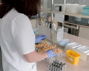 6 млрд з Covid-фонду: комітет погодив підвищення зарплат медикам