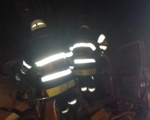 Смертельна ДТП у Київській області: легковик врізався в паркан