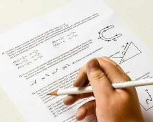 МОН оприлюднило дати ЗНО з різних предметів 2021 року