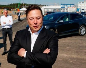 Ілон Маск продав практично всі будинки, щоб вкласти в колонію на Марсі