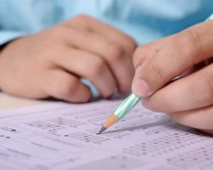 Сьогодні здають найпопулярніший тест ЗНО. Писатимуть сотні тисяч людей