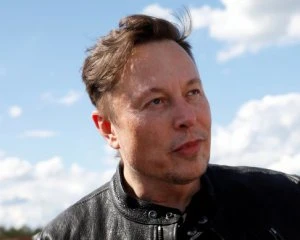 Tesla може відновити продаж авто за біткоїни. Маск назвав умову