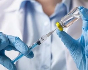Вакцинація від Covid-19: сімейні лікарі зможуть видавати довідки про повний курс щеплення - Шмигаль