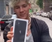 Блогер Волошин може загриміти у в'язницю після витівки з iPhone