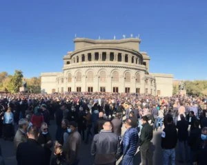 Угода не вирішує питання Карабаху - Пашинян
